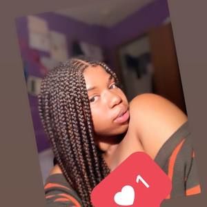 Meet your Posher, Selina